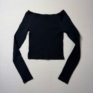 Brandy Melville Black Long Sleeve Crop Top